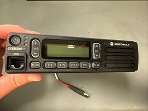 Motorola CM300d VHF - Zdjęcie 1 z 4