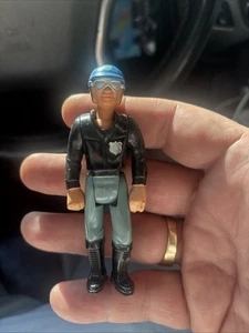 FISHER PRICE ADVENTURE PEOPLE #373 HIGHWAY TROOPER POLICE OFFICER FIGURE - Picture 1 of 7