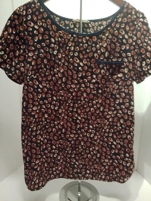 Blusa de mujer Ezra manga corta estampado de leopardo talla mediana Foto 1 de 3