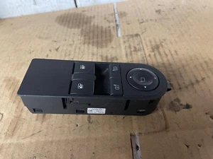 VAUXHALL ZAFIRA 2009 1.6 EXCLUSIV MK2 MPV WINDOW CONTROL SWITCH PANEL 13228706 - Picture 1 of 2