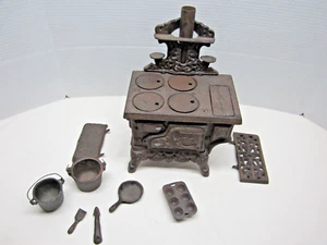 Antique Crescent Cast Iron Salesman Sample Stove/Oven - Picture 1 of 12