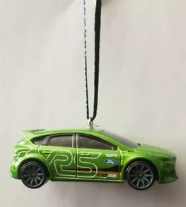 Ford Focus RS Custom Christmas Car Ornament 1/64 Die-cast Green - Picture 1 of 2