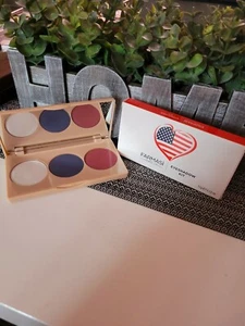 CLEARANCE‼️‼️Farmasi Makeup 4th of July Trio Eyeshadow Palette - Picture 1 of 3