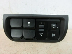 2014 Kia Rio MK3 1.2 Headlight / Dash Light Traction Control Switch Panel - Picture 1 of 9
