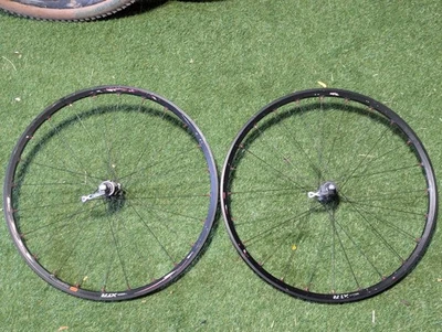 Shimano XTR WH-M975 Mountain Bike Wheelset 26" Quick Release 8/9/10 Speed Disc - Image 1 of 4