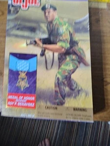 2001 G.I. Joe Classic Collection Action Figure Medal of Honor Roy P. Benavidez - Picture 1 of 3