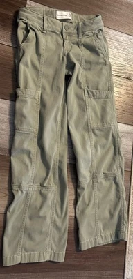 Pantalones de mezclilla cargo Abercrombie niños niñas pierna ancha verde talla 9/10 cintura larga ajustable Foto 1 de 4
