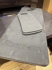 *Neu* Snap On Tools Kniematte Schutz grau weiß 2-teilig - Bild 1 von 1