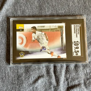 Efrain Alvarez SGC 9.5/10 MT+ LA Galaxy El Tri #101 Auto 10/10 - Picture 1 of 2