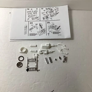 Monogram, NASCAR, Thunderbird, V-8 Motor, Scale. 1/24 - Picture 1 of 6