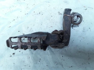 1980 Kawasaki KE175D Right Foot Peg ke175 ke 175 125 d oem original - Picture 1 of 1