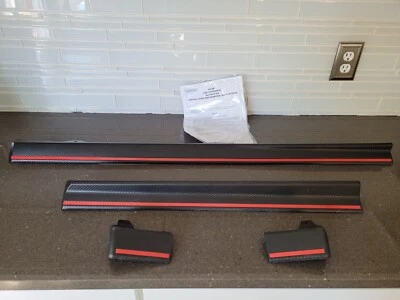 MZ576677EX Mitsubishi боковое расширение MZ576677EX, новый подлинный OEM ECLIPSE CROSS - Изображение 1 из 4