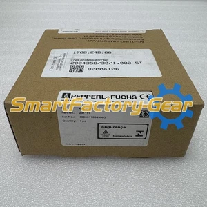 New 1PCS PEPPERL+FUCHS KFU8-UFC-EX1.D Frequency Converter - Picture 1 of 9