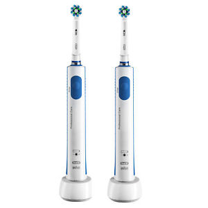 2 Spazzolini Oral-B Pro 600 Cross Action Adulto Rotante Oscillante Blu Bianco