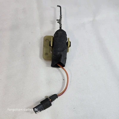 Solenoide de cerradura de puerta láser Dodge Daytona Turbo Z Chrysler 4184156 Nuevo de Lote Antiguo Foto 1 de 4