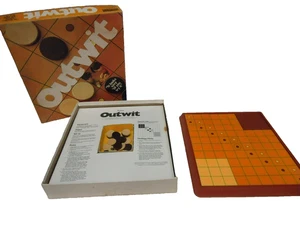 1979 PARKER BROTHERS OUTWIT SPIEL NR. 226 ( komplett ) ^ - Bild 1 von 3