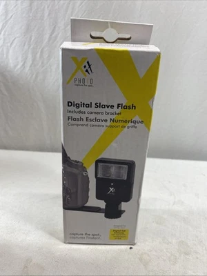 DIGITAL SLAVE FLASH with Bracket for Digital DSLR Camera - Image 1 of 4
