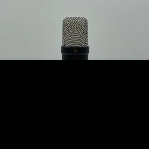Rode NT1 20 Hz - 20 kHz Condenser Studio Microphone NT1GEN5B - Picture 1 of 9