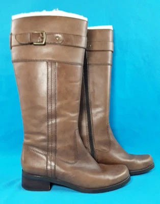 Botas de Equitação St. John's Bay Marrom Couro Superior, o Resto Feito pelo Homem, 8M - Imagem 1 de 4