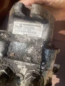 WHEEL Hydro GEAR Pump 31490026 31490004 PE-1KQQ-DN1X-XXXX - Picture 1 of 13