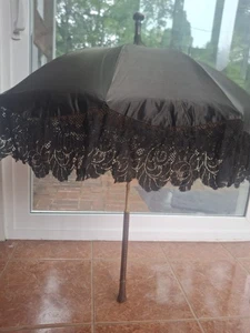 Antique Black Tan Silk Lace Parasol Umbrella Carved Wooden Handle/ Finial AS IS - Picture 1 of 12
