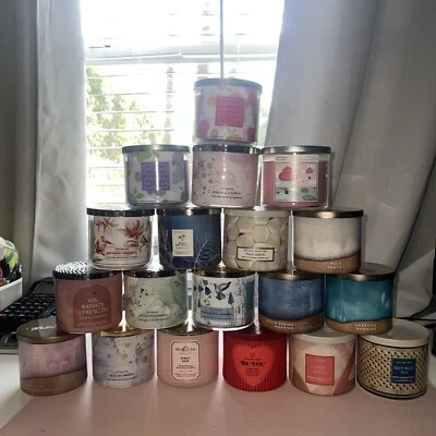 Bath & Body Works 3 Wick Candles, Various Scents to Choose - Image 1 of 4