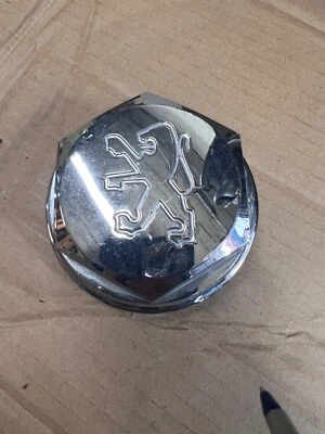 Центральный колпак Peugeot (B11082) - Изображение 1 из 3