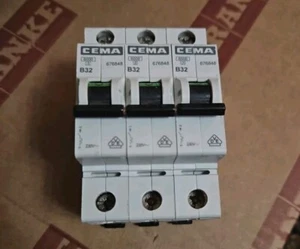 Cema Schutzschalter B32, 3P, 32A - Bild 1 von 4