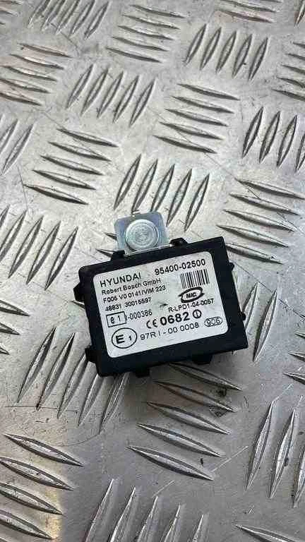 Centralina Immobilizzatore Hyundai Santa Fé I SM 9540002500 2.00 31825109 - Immagine 1 di 1
