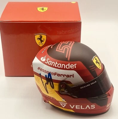 F1, CARLOS SAINZ ORIGINAL signed 1/2 BELL mini helmet FERRARI 2022 NEW 2. - Image 1 of 4