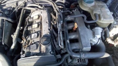 Módulo de control del motor usado (ECM) se adapta a: Volkswagen Passat 2000 control electrónico Foto 1 de 4