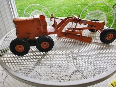 Doepke Model Toys Adams Road Grader Diesel Motor Steel 1950's Vintage  - Image 1 of 4
