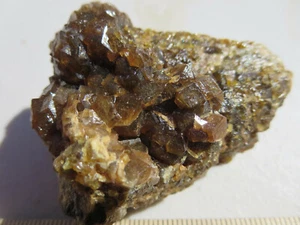 344 ANDRADIT GRANAT EXEMPLAR AUS STANLEY BUTTE, GRAHAM COUNTY, ARIZONA   - Bild 1 von 3