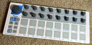 Arturia BeatStep 16-Step Analog Sequencer Midi USB DJ Recording Pad Controller - Picture 1 of 3