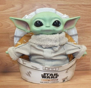 Disney Star Wars: The Mandalorian Yoda The Child 11 inch Action Figure- GWD85 - Picture 1 of 4