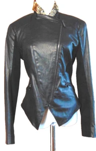 CHAQUETA ELLIE TAHARHI MUJER NEGRA CORDERO GAMUZA/CUERO MANTECOSA SUAVE ASIMÉTRICA~S/M - Imagen 1 de 7