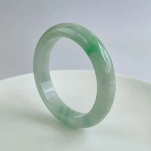 【KATHY JADE】 Emerald With Green Jadeite Jade Bangle Bracelet《55mm》《Grade A》 - Picture 1 of 1