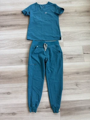 Figs Scrub Jogger (small/petite)  and Top(xs), Teal, Like New - Image 1 of 4