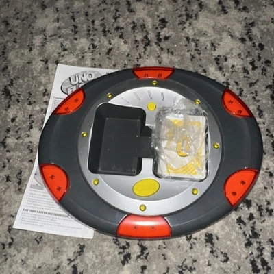 Mattel Uno Flash Electronic Card Game Sounds Lights 2007 Works, Complete - Image 1 of 3