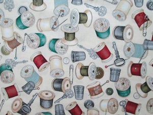 THREAD SPOOLS SEWING ITEMS ON CREAM COTTON FABRIC BTHY - Picture 1 of 5