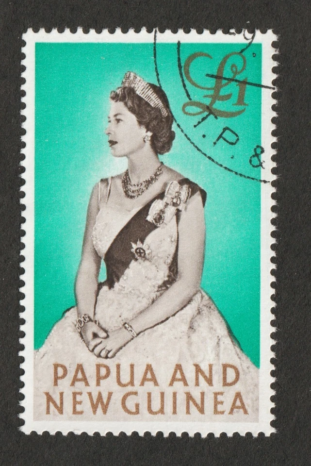 Papúa Nueva Guinea 1961 Sc# 163 - £1 retrato de la reina Isabel II - usado Cv$8,50 Foto 1 de 1
