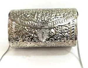 Silberne Braut Clutch Handtasche - Handarbeit geprägtes Messing Umhängetasche für Frauen - Bild 1 von 9