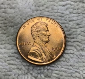Close AM RD Uncirculated 1994 Lincoln Memorial Penny 1 Cent - Picture 1 of 4