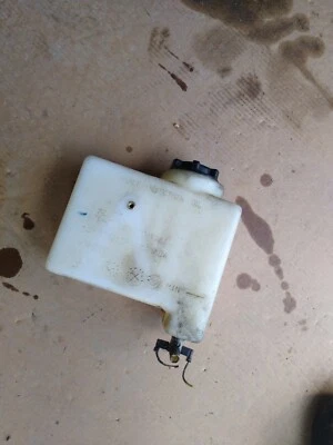 Ski Doo Touring E 380 1997 tanque de aceite Foto 1 de 3