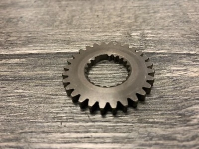Honda XR650L XR600R Oil Pump Drive Gear 28T 15130-MN1-670 OEM - Image 1 of 2