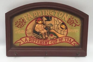Paddington Bear Tea House Llavero Ganchos de Pared Placa de Madera - Imagen 1 de 2