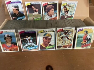 1980 topps baseball NM Complete Set: Rickey Henderson Rookie. - Picture 1 of 2