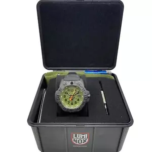 Montre pour homme à quartz Luminox Navy Seal 45 mm cadran vert carbone XS.3501.BO.TV.SET - Photo 1 sur 5