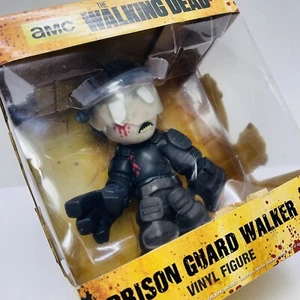 The Walking Dead PRISON GUARD WALKER 7" Funko Figura Vinilo Zombie 2013 TOTALMENTE NUEVO - Imagen 1 de 12