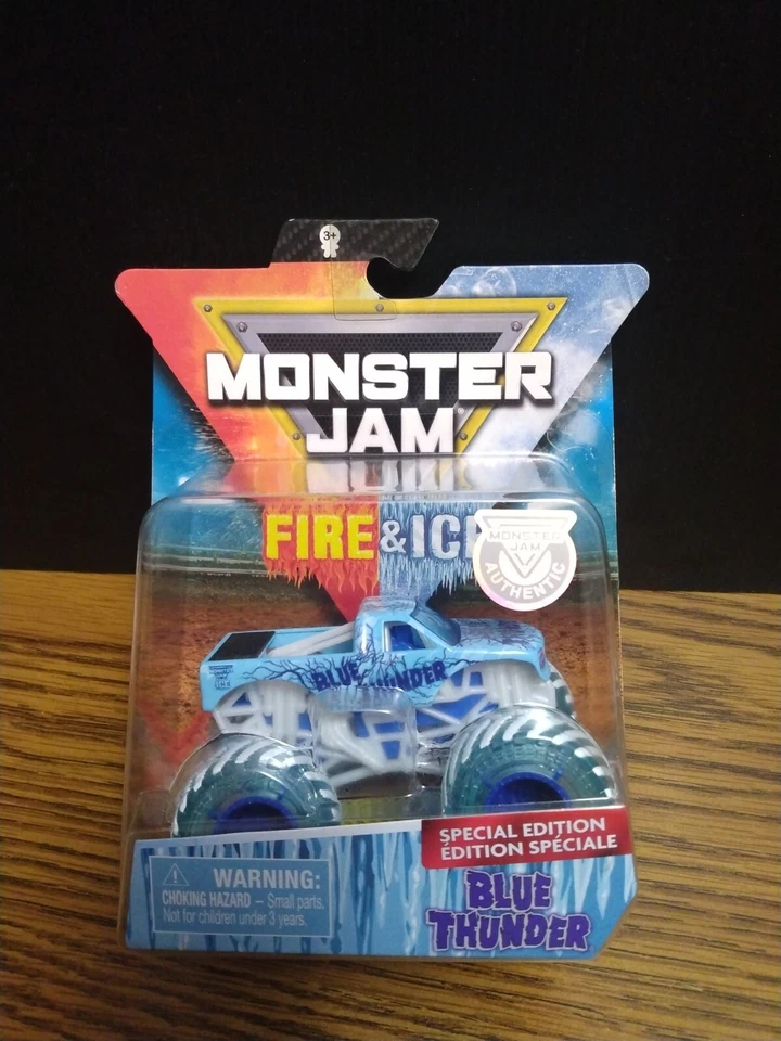 Spin Master 2019 Monster Jam Fire and Ice Blue Thunder VHTF Walmart